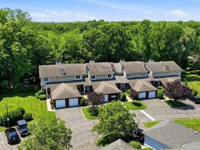 condo with 2 bedroom, Agawam MA ES105417448