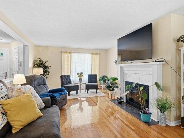 condo with 2 bedroom, Agawam MA ES105276698