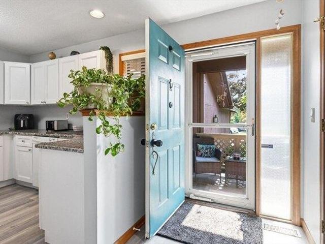 condo with 2 bedroom, Agawam MA ES105364555
