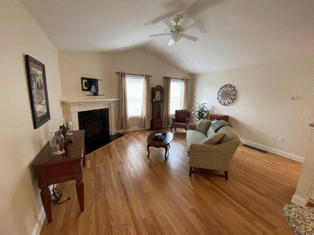 condo with 2 bedroom, Amherst NH ES105318257