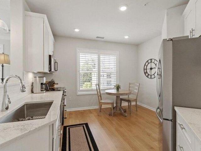 condo with 2 bedroom, Andover MA ES105350486