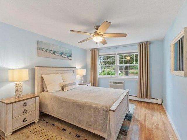 condo with 2 bedroom, Andover MA ES105400266