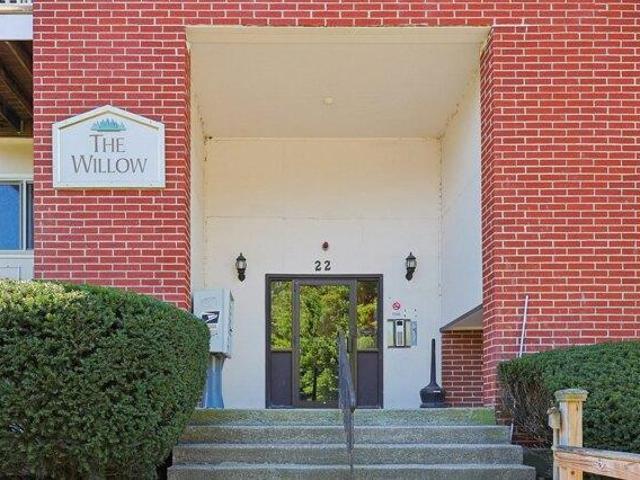 condo with 2 bedroom, Attleboro MA ES105511588