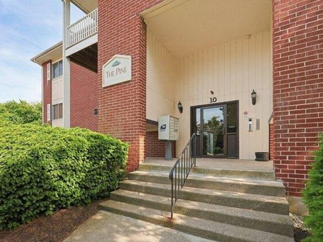 condo with 2 bedroom, Attleboro MA ES105514433