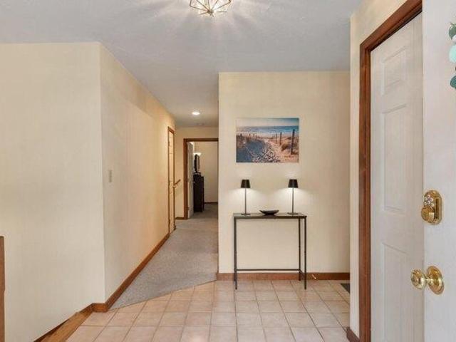 condo with 2 bedroom, Auburn MA ES105368089
