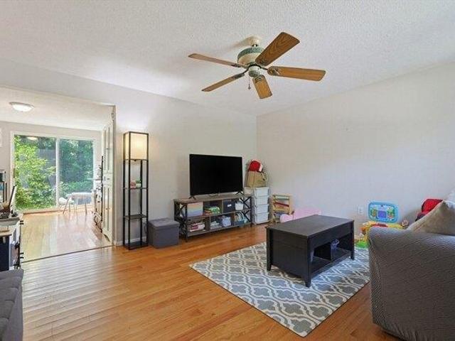 condo with 2 bedroom, Ayer MA ES105423327