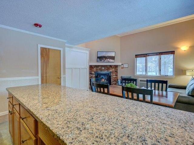condo with 2 bedroom, Bartlett NH ES105257240