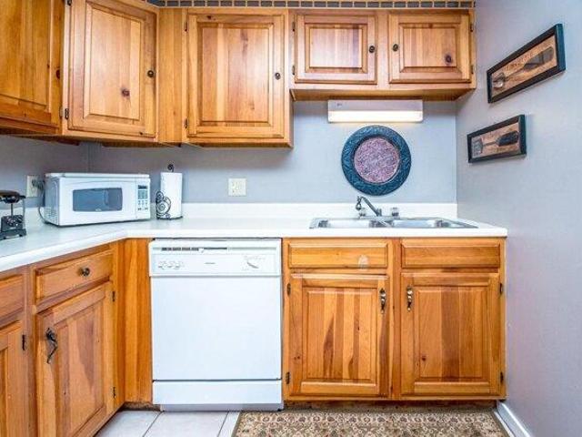 condo with 2 bedroom, Bartlett NH ES105385134