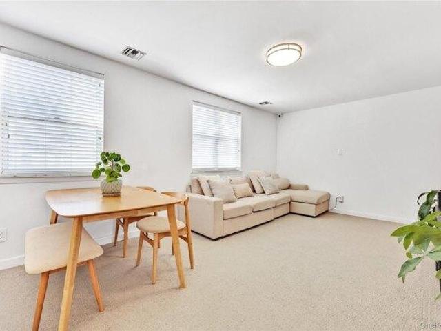 condo with 2 bedroom, Bayside NY ES103621618