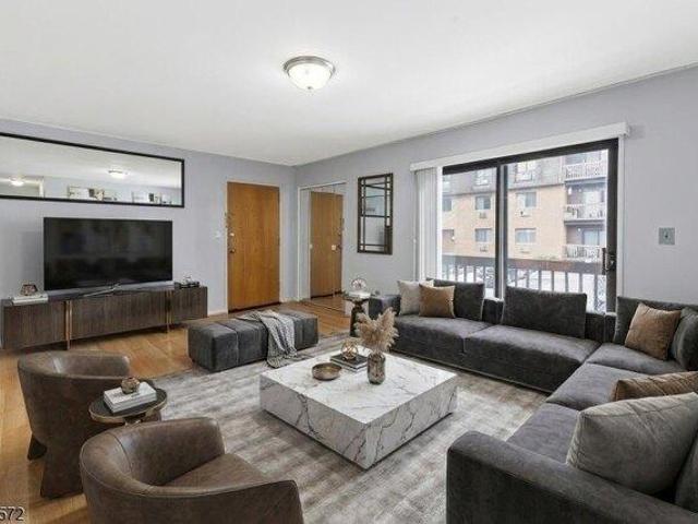 condo with 2 bedroom, Belleville NJ ES105474734