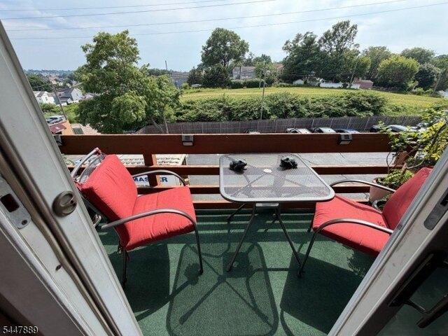 condo with 2 bedroom, Belleville NJ ES105495215