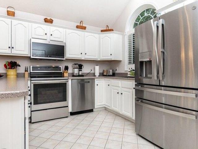 condo with 2 bedroom, Bellingham MA ES105476970