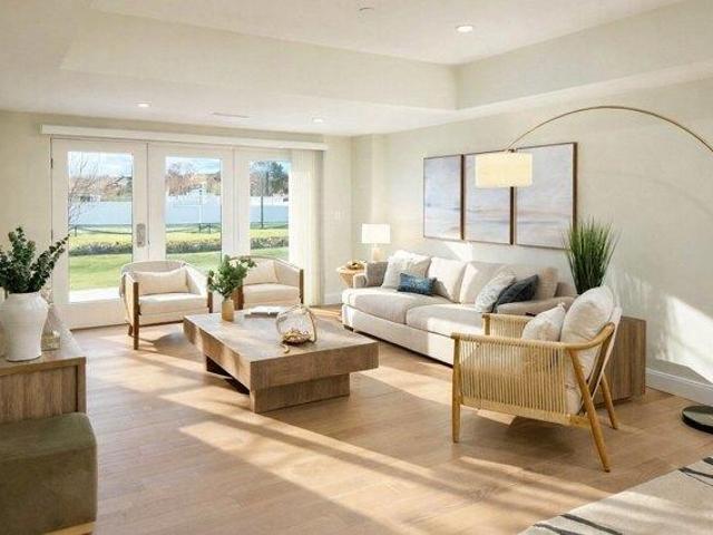 condo with 2 bedroom, Beverly MA ES105427492