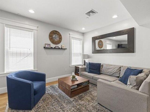 condo with 2 bedroom, Boston MA ES105404309