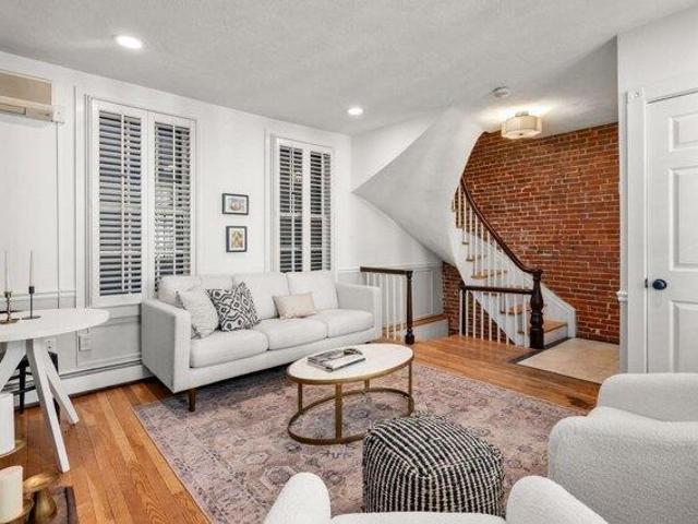 condo with 2 bedroom, Boston MA ES105425110
