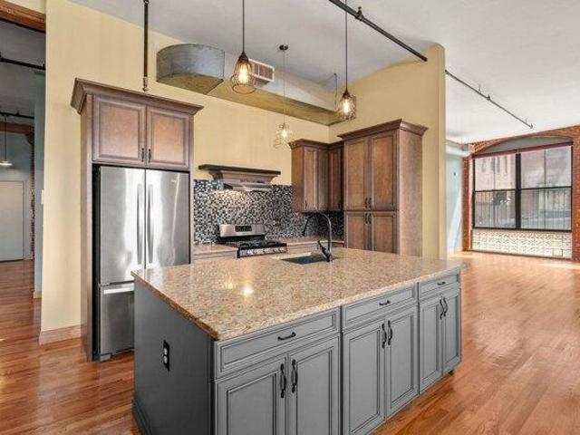 condo with 2 bedroom, Boston MA ES105611960