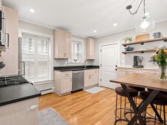 condo with 2 bedroom, Boston MA ES105611975