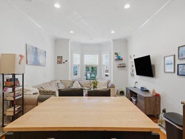 condo with 2 bedroom, Boston MA ES105612253