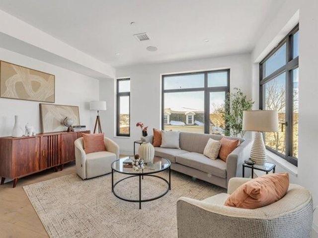 condo with 2 bedroom, Boston MA ES105634072