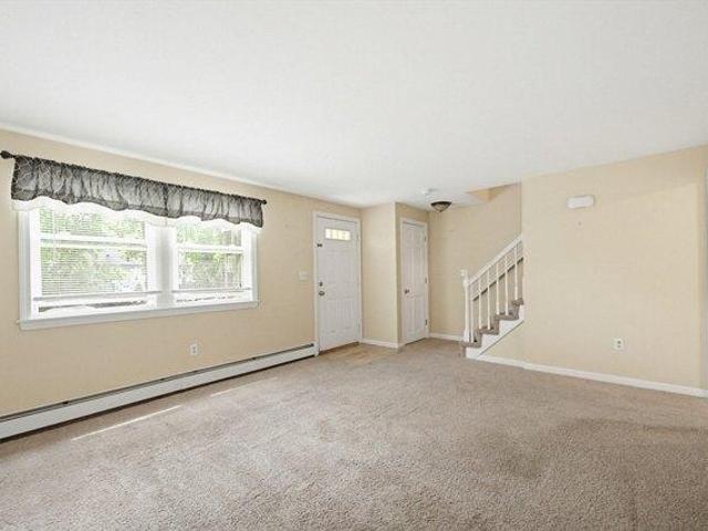 condo with 2 bedroom, Blackstone MA ES104905476