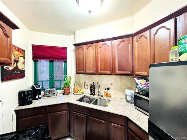condo with 2 bedroom, Bronx NY ES72692052