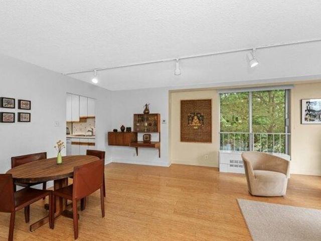 condo with 2 bedroom, Brookline MA ES105576515