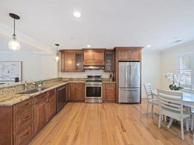 condo with 2 bedroom, Braintree MA ES105476500