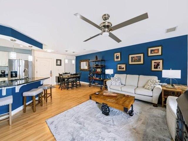 condo with 2 bedroom, Braintree MA ES105562146