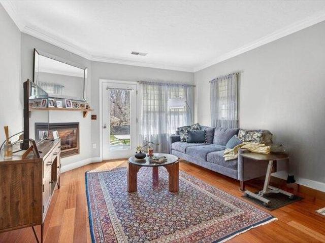 condo with 2 bedroom, Braintree MA ES105613244