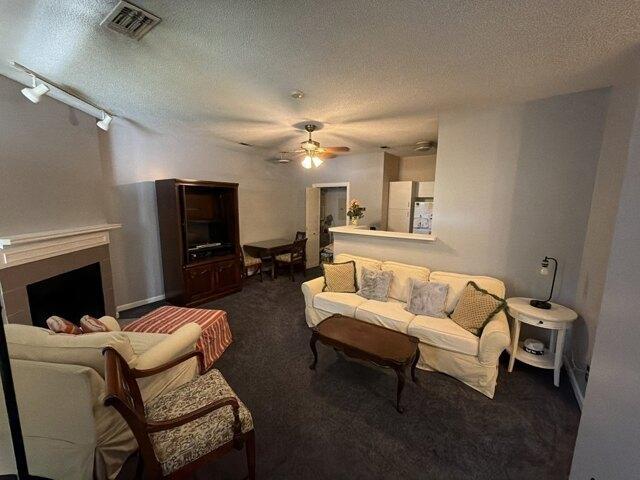condo with 2 bedroom, Braintree MA ES105614012