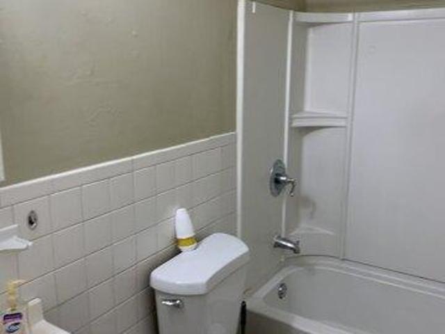 condo with 2 bedroom, Branford CT ES105475598