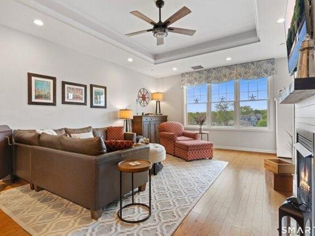 condo with 2 bedroom, Branford CT ES105681876
