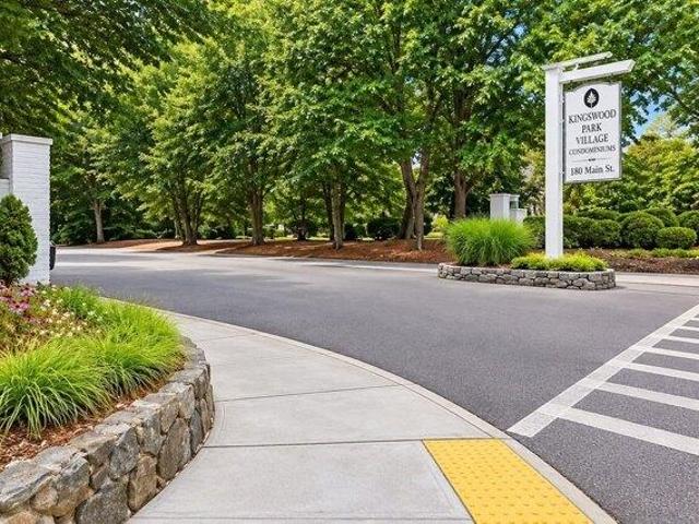 condo with 2 bedroom, Bridgewater MA ES105423320