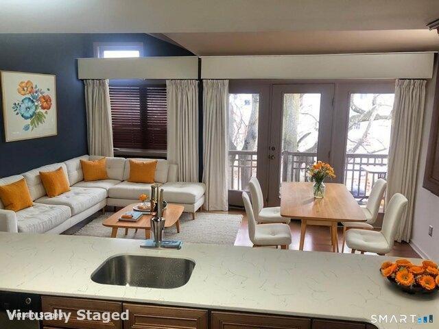 condo with 2 bedroom, Bridgeport CT ES105415107