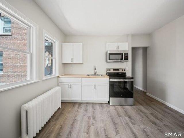 condo with 2 bedroom, Bridgeport CT ES105416685