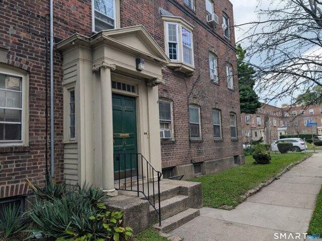 condo with 2 bedroom, Bridgeport CT ES105532116