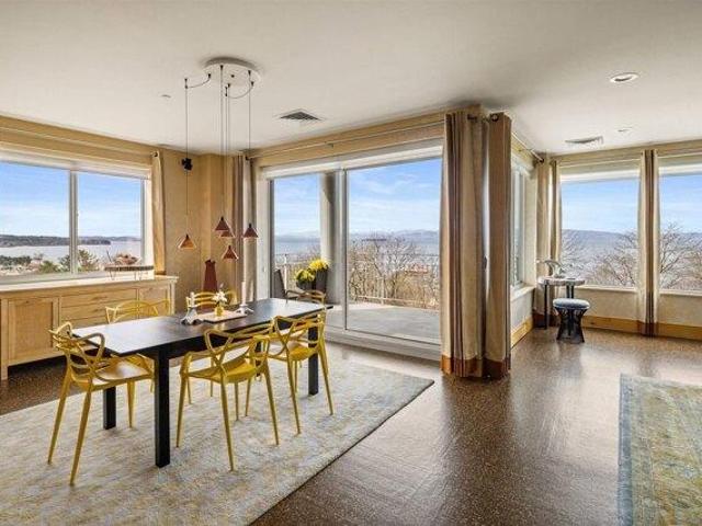 condo with 2 bedroom, Burlington VT ES105172382