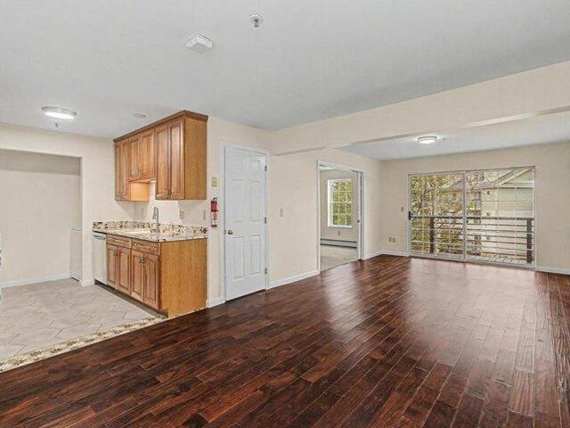 condo with 2 bedroom, Burlington VT ES105498245