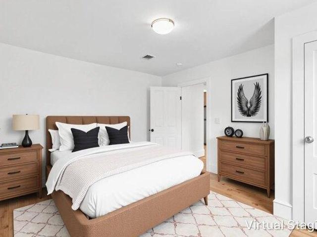 condo with 2 bedroom, Burlington VT ES105513211