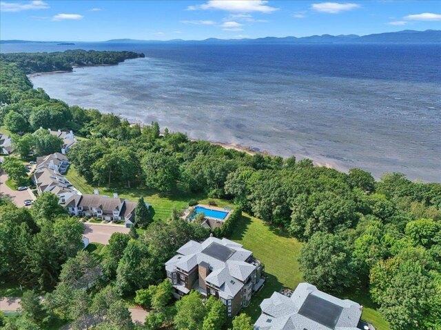 condo with 2 bedroom, Burlington VT ES105662407