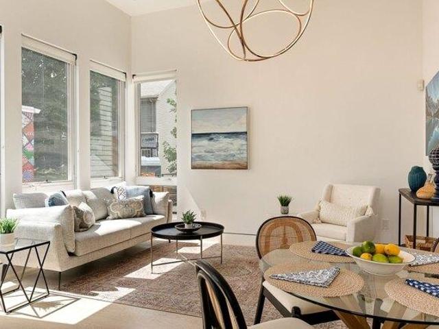 condo with 2 bedroom, Cambridge MA ES105400500