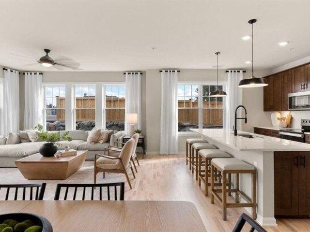 condo with 2 bedroom, Canton MA ES105493240