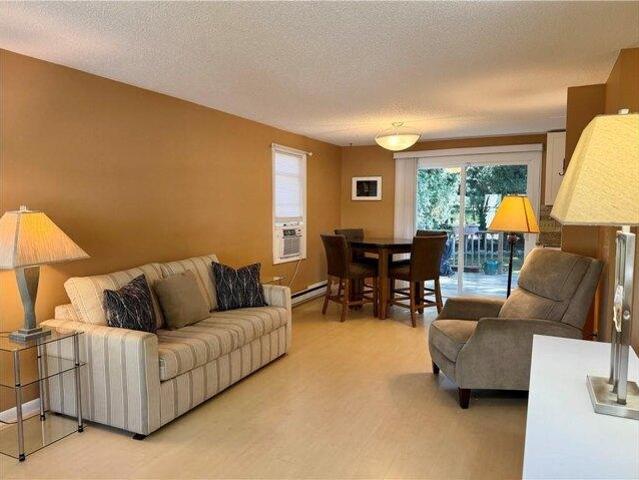 condo with 2 bedroom, Charlestown RI ES105516614