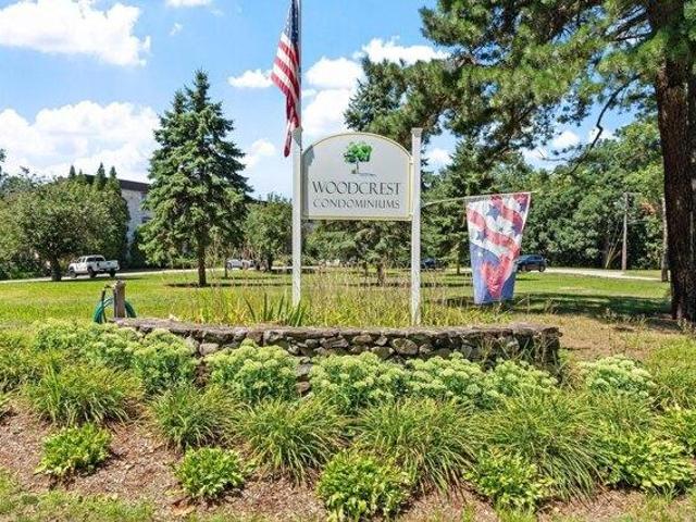 condo with 2 bedroom, Chelmsford MA ES105401225