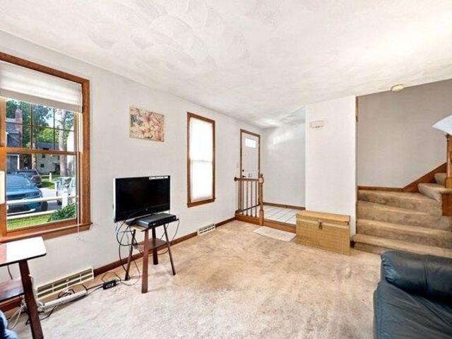 condo with 2 bedroom, Chelmsford MA ES105476034