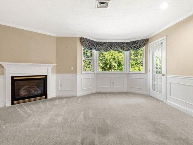 condo with 2 bedroom, Chelmsford MA ES105552573