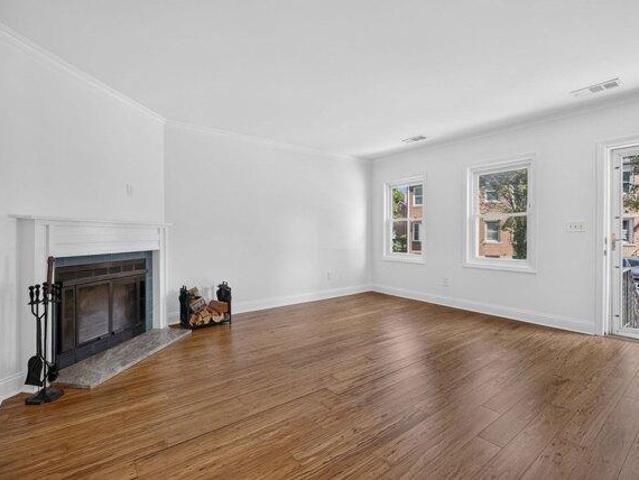condo with 2 bedroom, Chelsea MA ES105403429