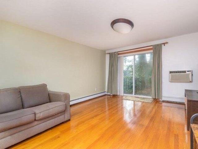 condo with 2 bedroom, Chelsea MA ES105414636