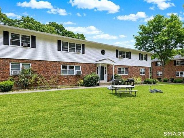 condo with 2 bedroom, Cheshire CT ES105415471