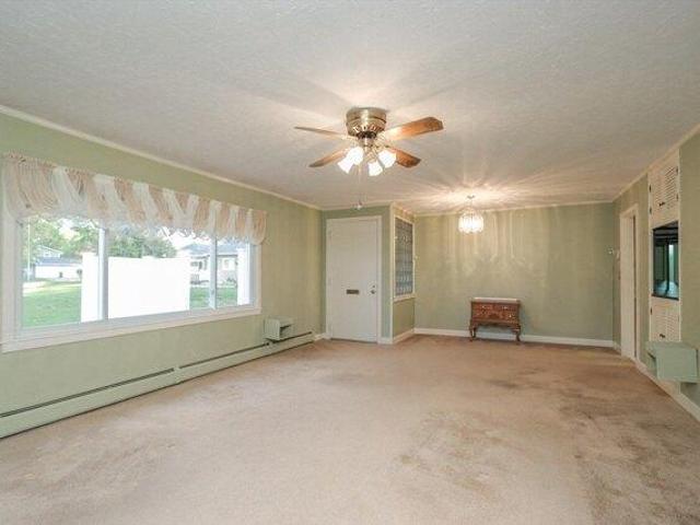 condo with 2 bedroom, Chicopee MA ES103442418